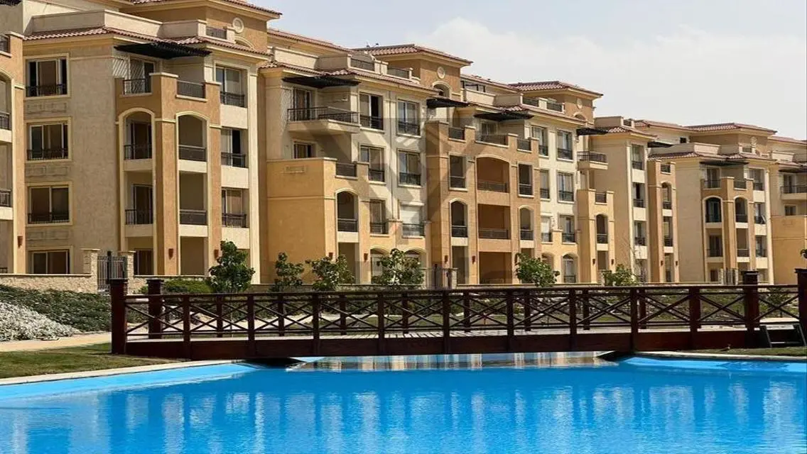 Luxurious 5-Bedroom Apartment in the Heart of the City