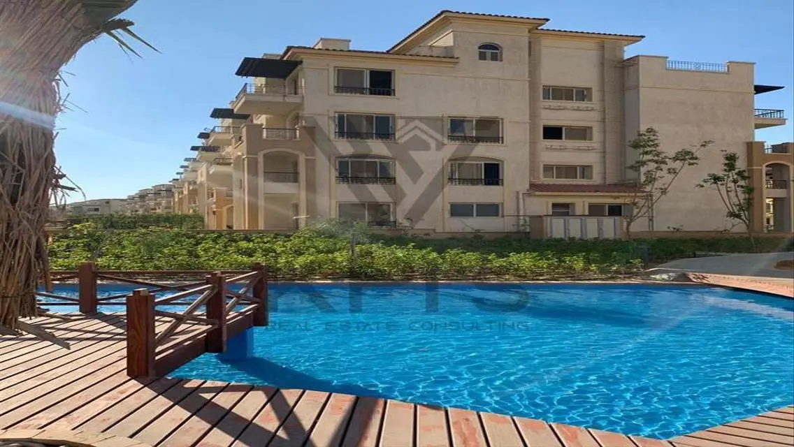 Luxurious 5-Bedroom Apartment in the Heart of the City