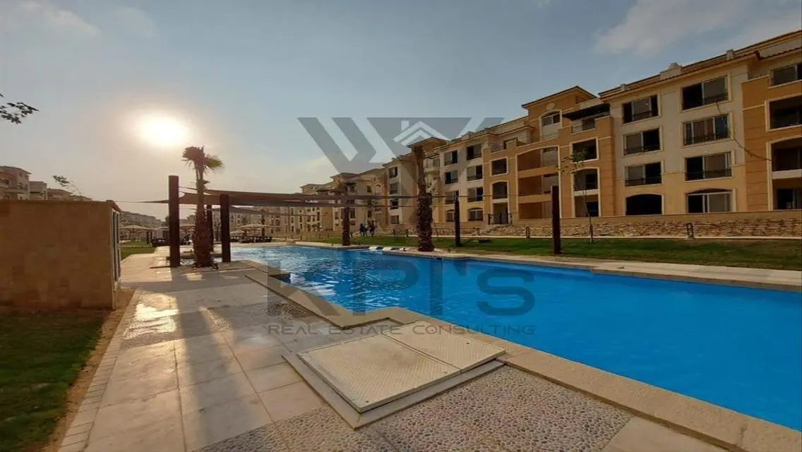 Luxurious 5-Bedroom Apartment in the Heart of the City