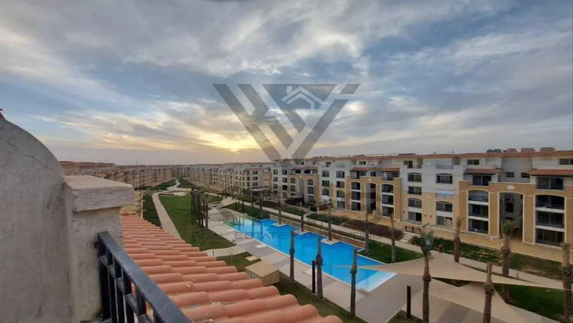 Luxurious 5-Bedroom Apartment in the Heart of the City
