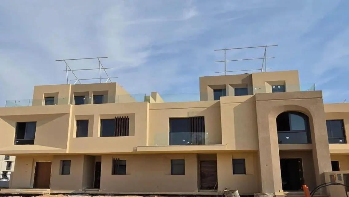 تاون هاوس استلام خلال اشهر في كمبوند فاي سوديك