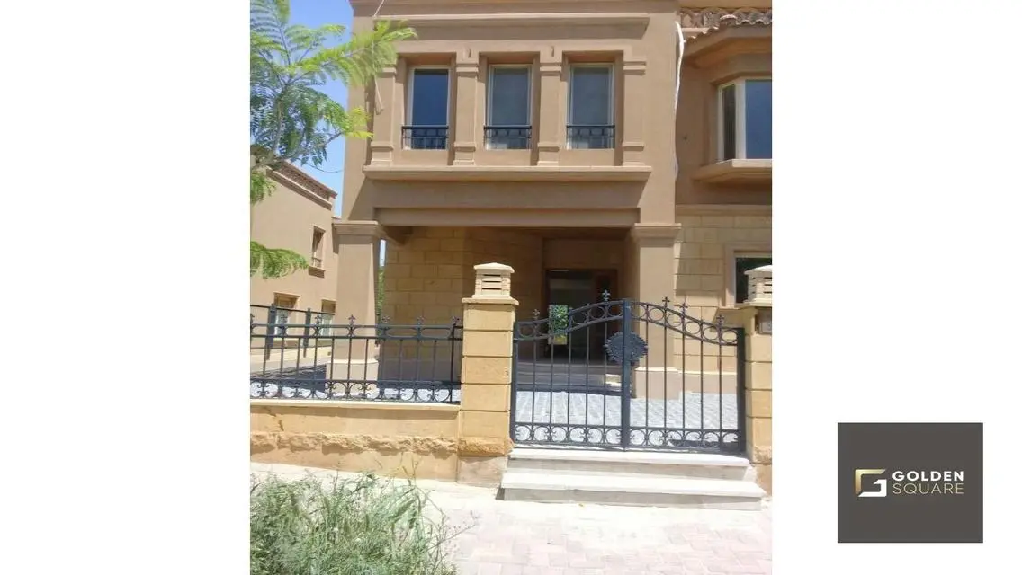 Twin house for rent in Bellagio Compound