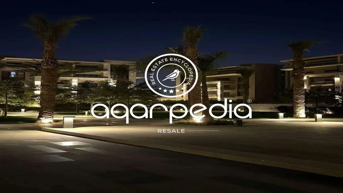 Villa 750m Sale - Prime location in Address East