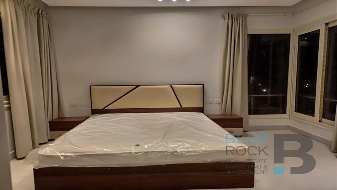 سينيور علوي للبيع موقع متميز في هاسيندا وايت