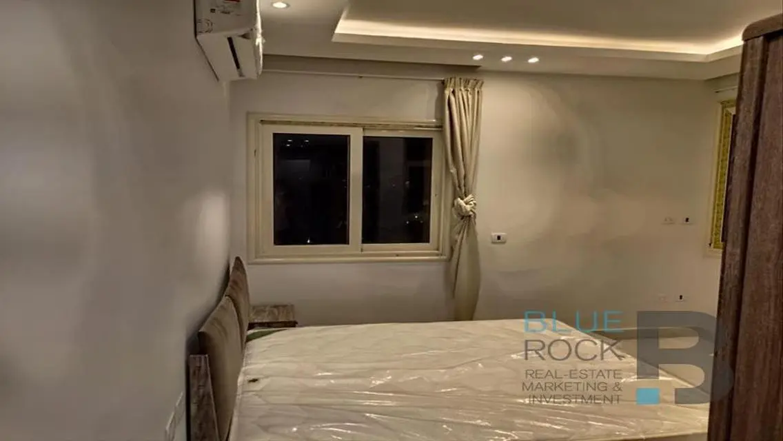 سينيور علوي للبيع موقع متميز في هاسيندا وايت