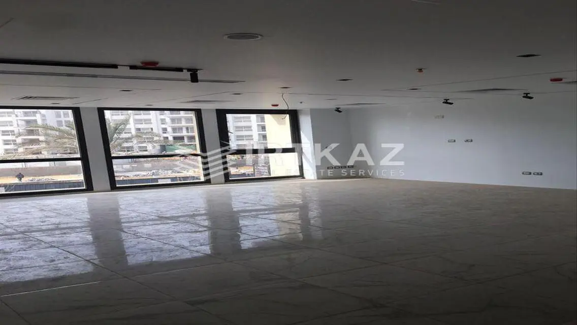 Luxury Apartment for Sale with Spacious Design