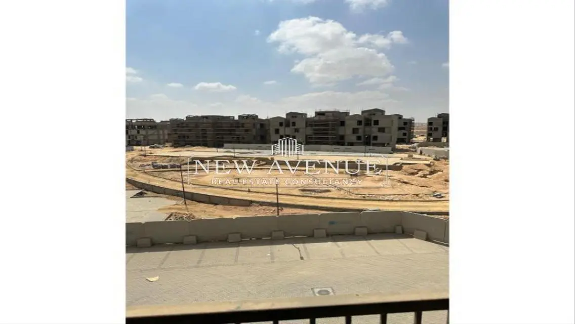 شقة جاهزة للاستلام وفيو مفتوحة على جاردن