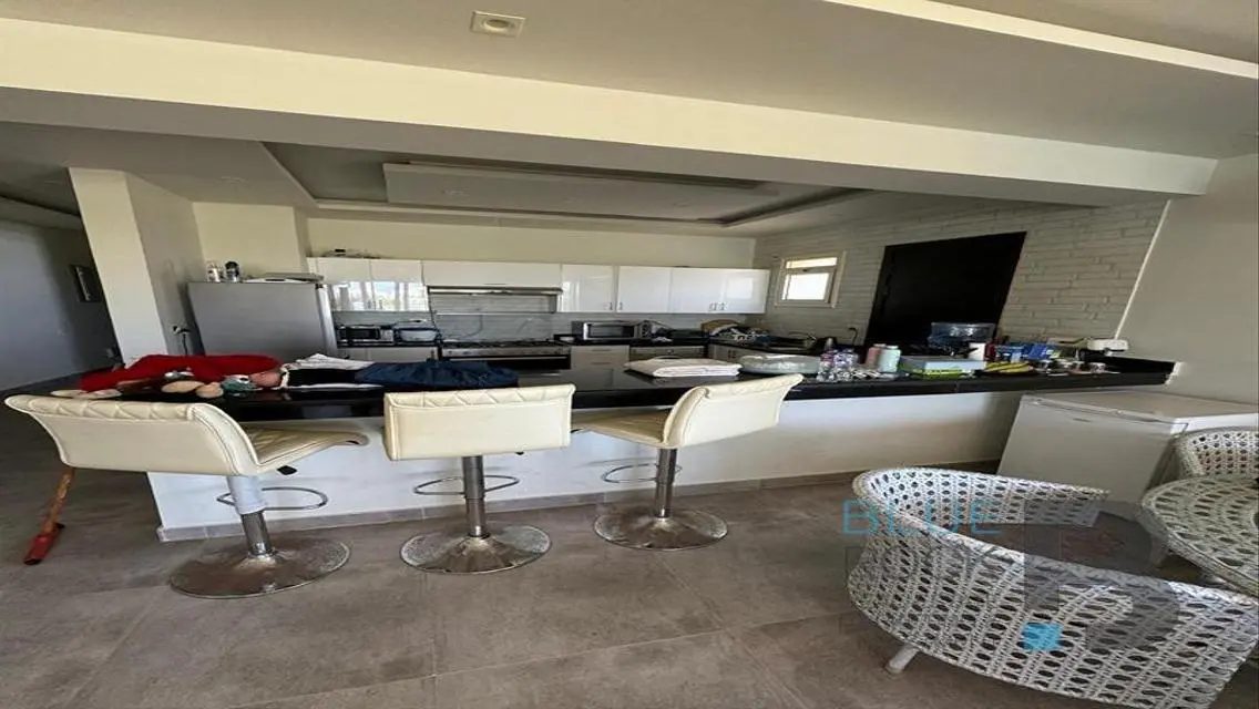 For Rent at Hacienda White “Upper Chalet ”