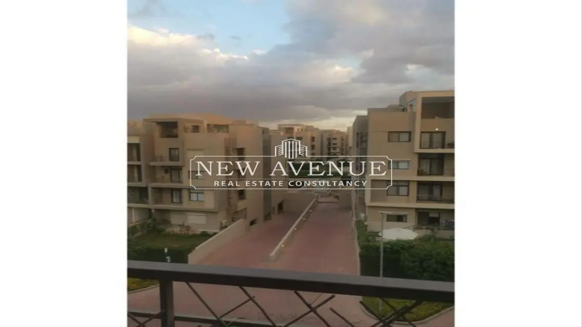 Fully finished pent house ready to move marassem