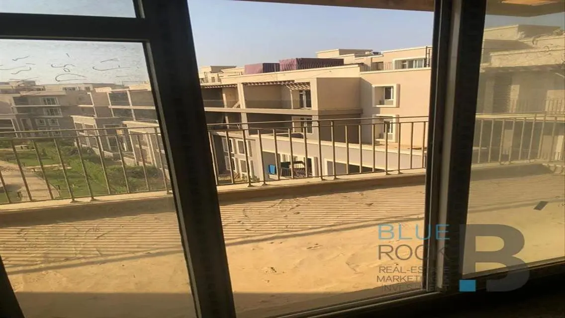 Apartment For Sale at October Plaza