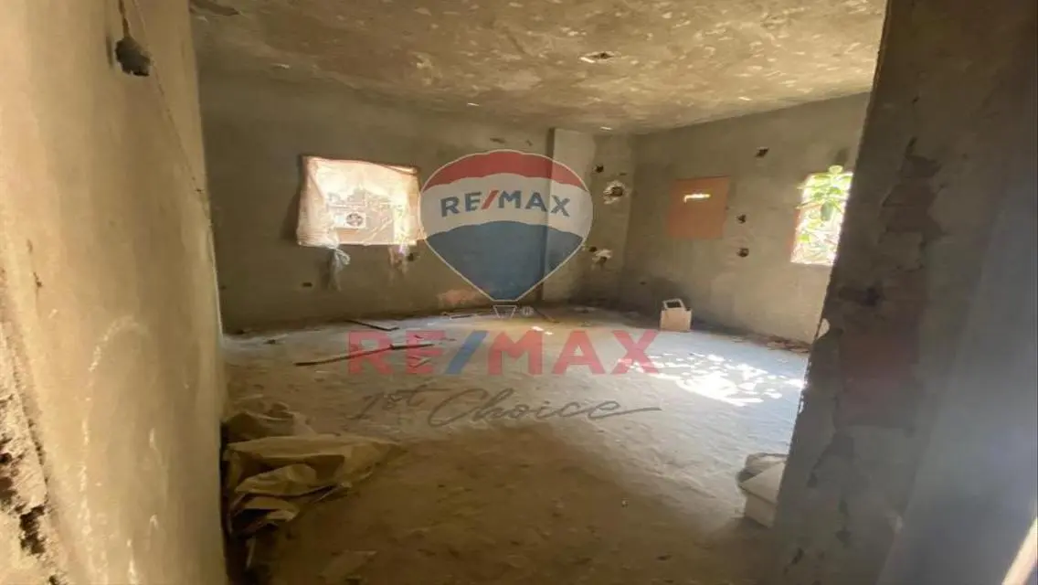 In a prime location off Al-Marghani Street