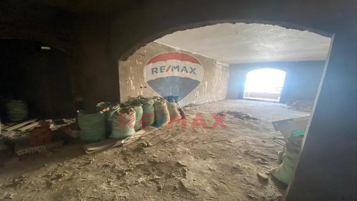 In a prime location off Al-Marghani Street