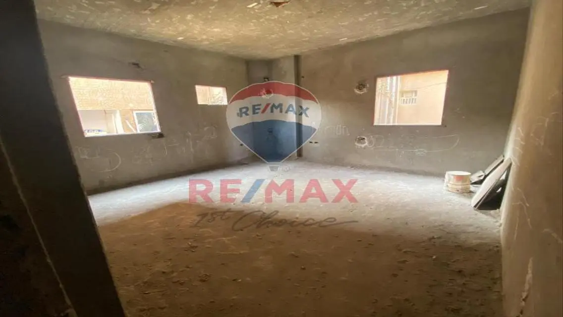 In a prime location off Al-Marghani Street