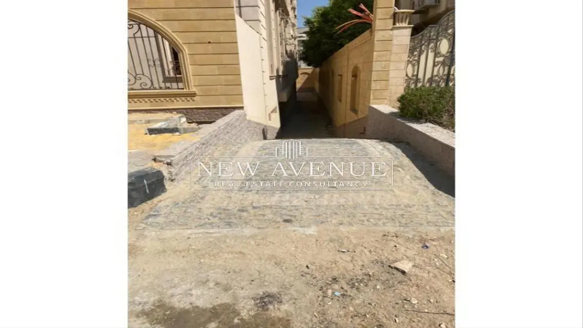 2 villas with Pool for sale in El nakhil new cairo