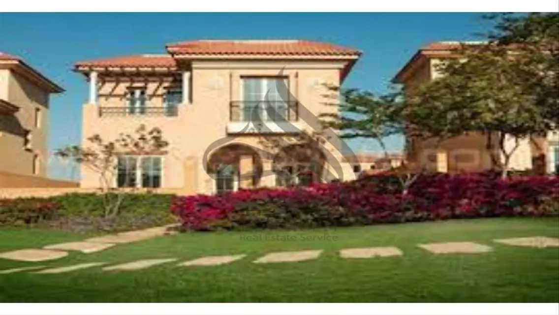 Stand alone in Maxim, prime location Open View