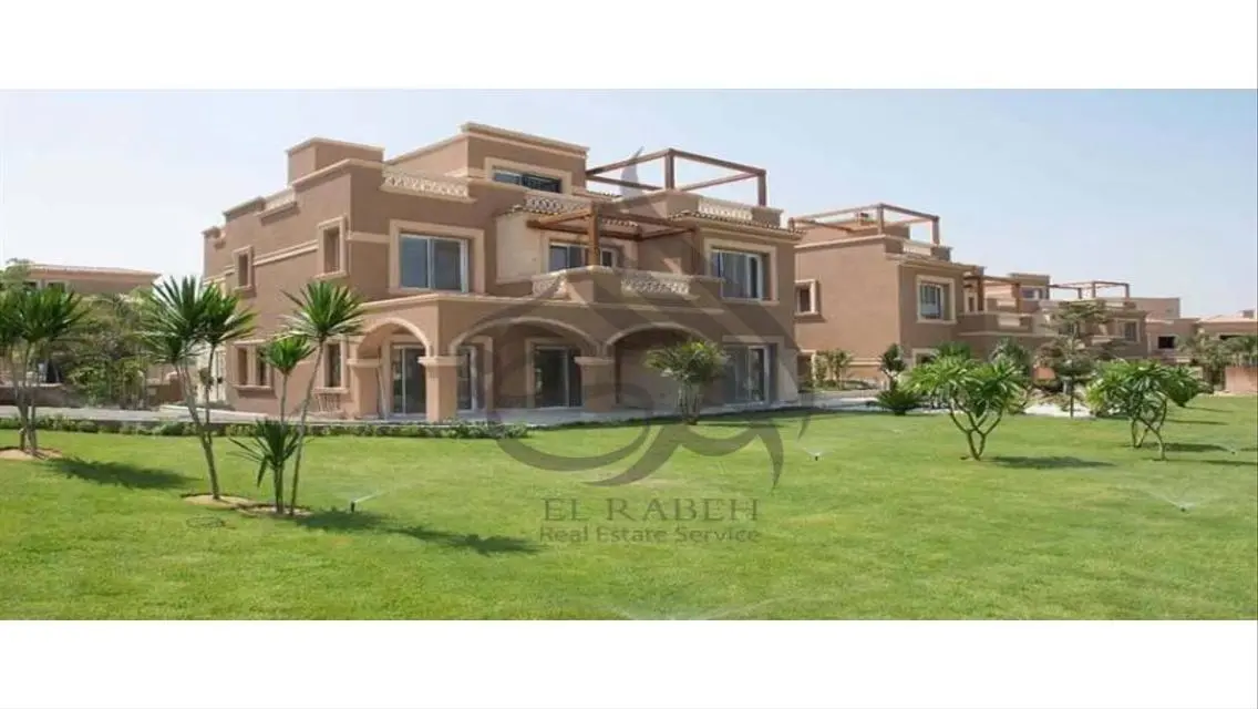 Stand alone in Maxim, prime location Open View