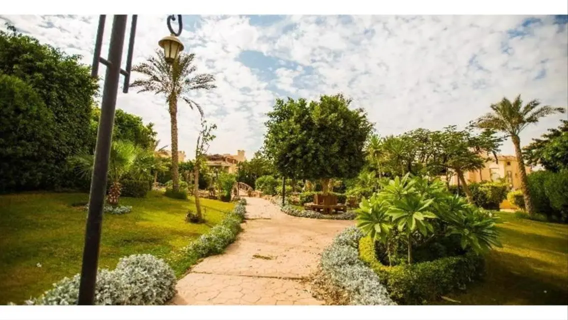Villa resale ready to move in new cairo