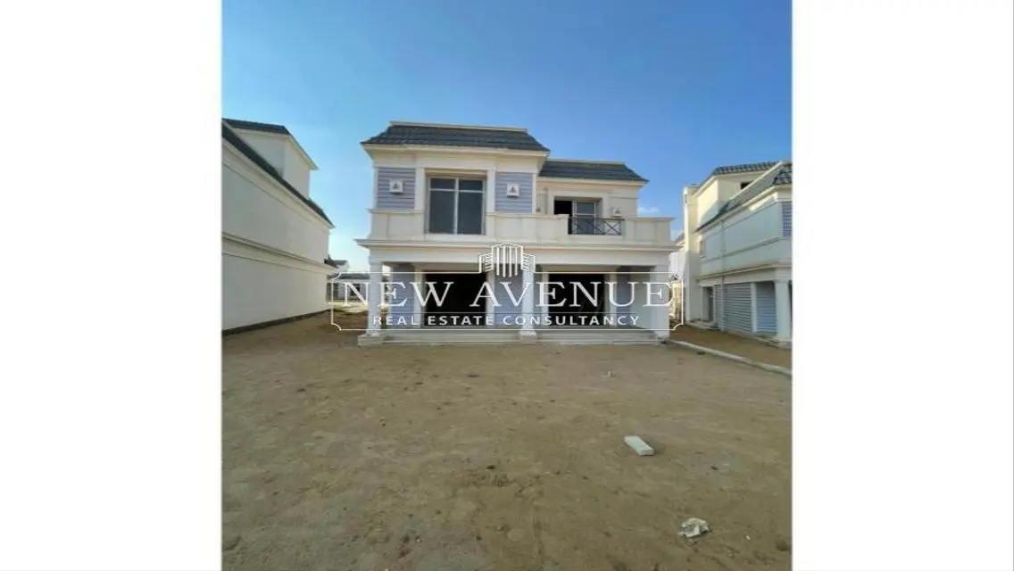 Stand alone villa delivered for sale in mountain viewi city