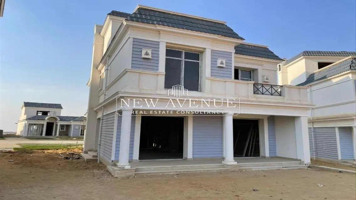 Stand alone villa delivered for sale in mountain viewi city