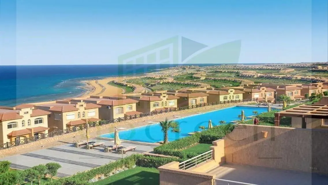 شاليه لقطة للبيع في تلال السخنة بالتقسيط 10سنين