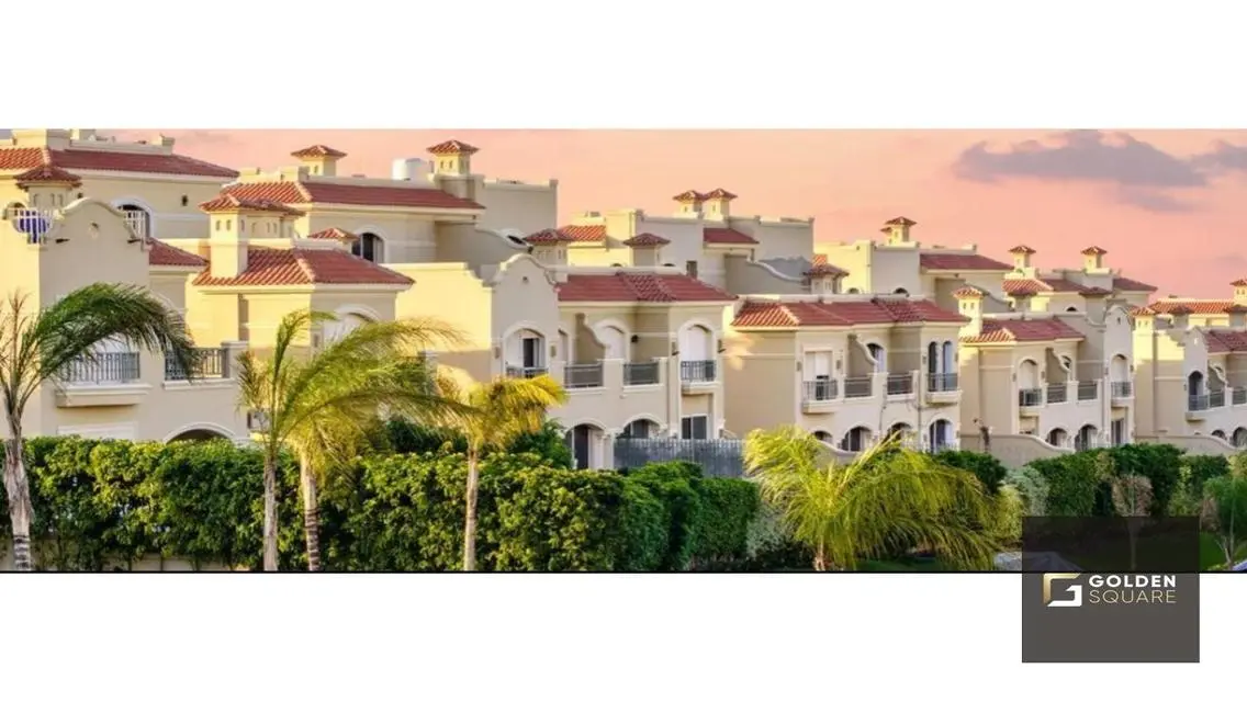 resale twin house in compound patio oro