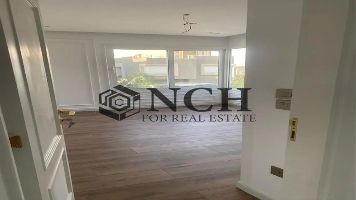 LUXURIOUS VILLA 5BED WITH PRIVATE POOL, PALM HILLS