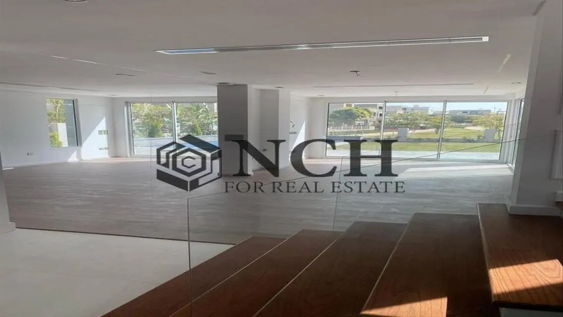 LUXURIOUS VILLA 5BED WITH PRIVATE POOL, PALM HILLS