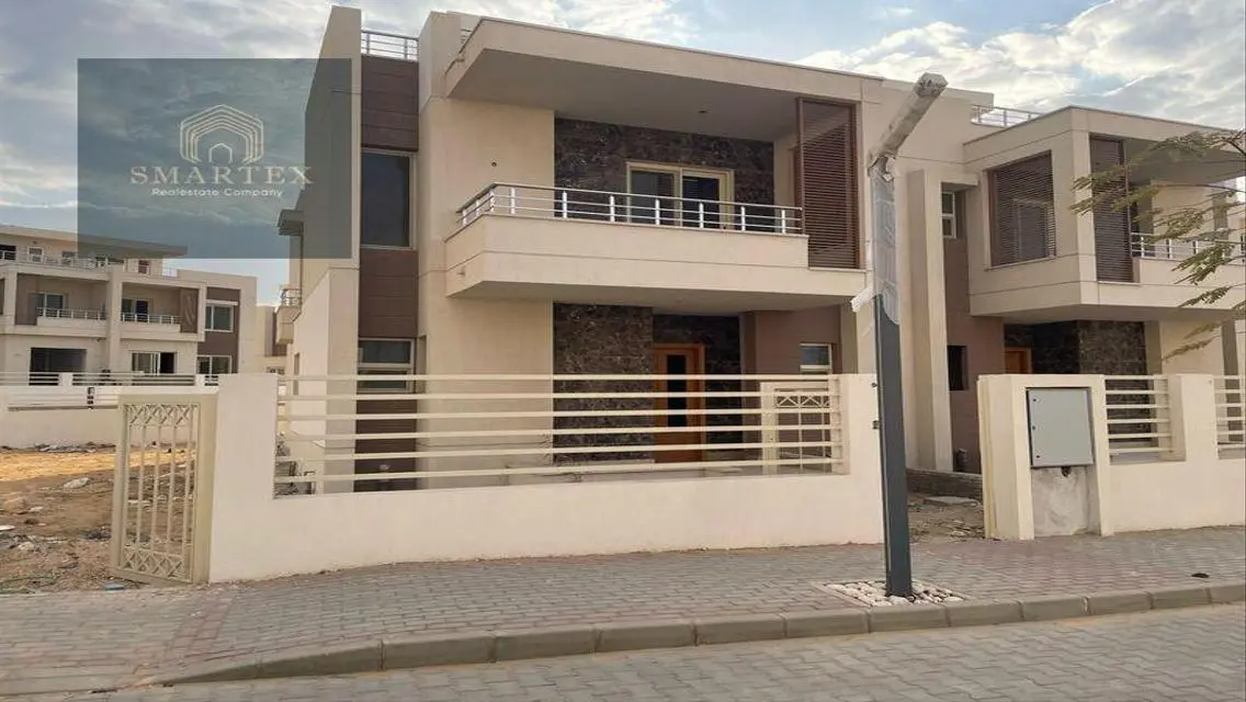VILLA READY TO MOVE | SEMI FINISHED | VIEW LAGOON