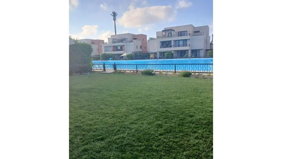 فيلا للايجار فى مراسي على اللاجون