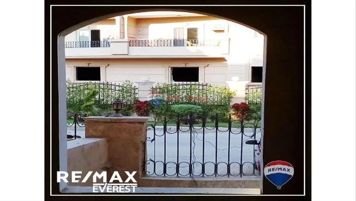 Ground duplex for sale in The 7th District- Zayed