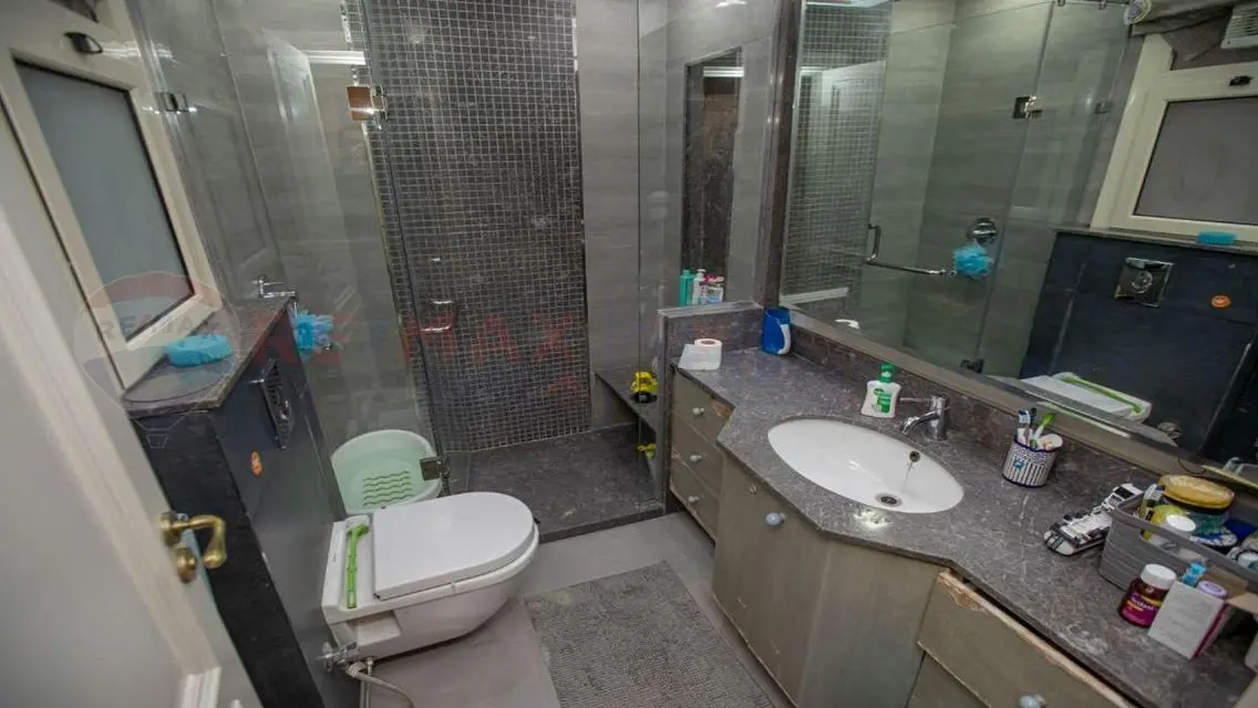 Apartment for sale 290 m Smouha (Seif Towers)