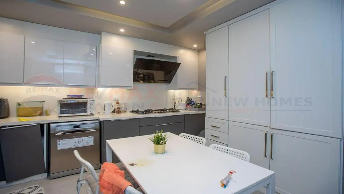 Apartment for sale 290 m Smouha (Seif Towers)