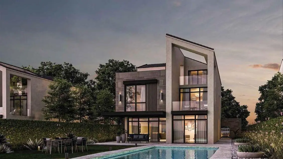 Town corner in Keeva alahly sabour next Palm Hills