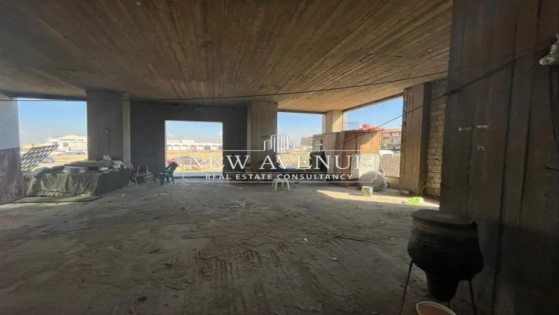 مبني إداري مستقل للإيجار في القطامية ديونز