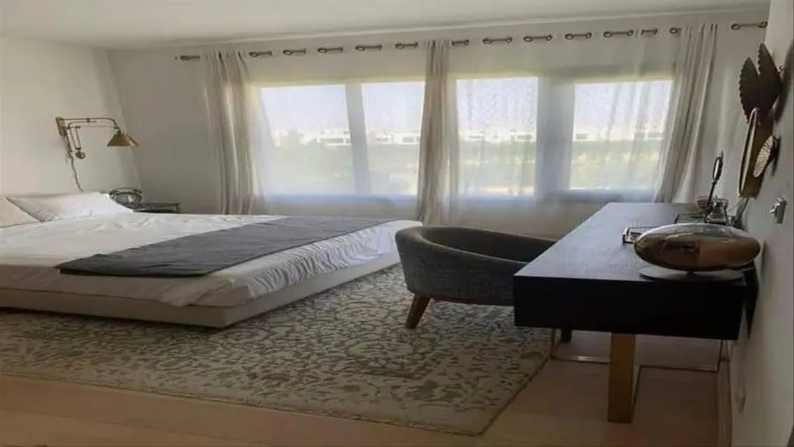 شاليه بجاردن للبيع في الجونة فيو مباشر علي البحر