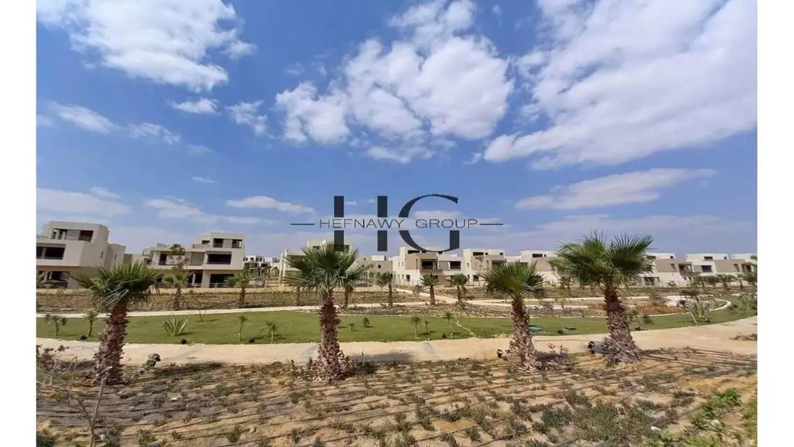 Best Price Townhouse In The Crown