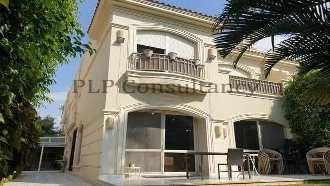Luxury Apartment with 250 sqm in Prime Location