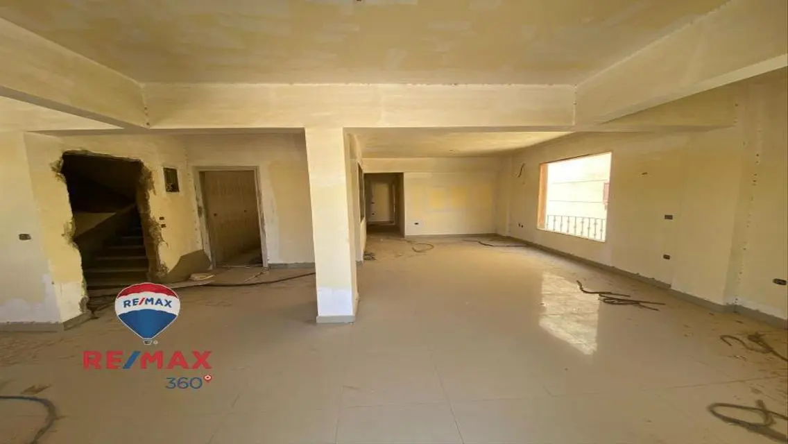 @very good price, 4 floors building+basemnent&amp;Roof