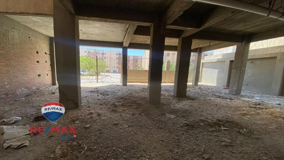 @very good price, 4 floors building+basemnent&amp;Roof