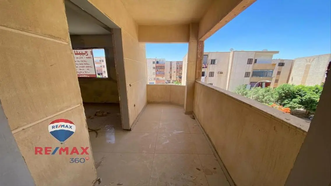 @very good price, 4 floors building+basemnent&amp;Roof