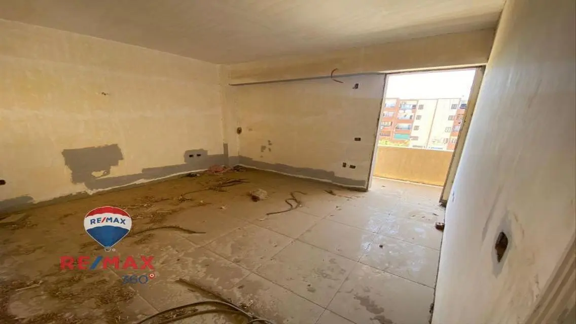 @very good price, 4 floors building+basemnent&amp;Roof