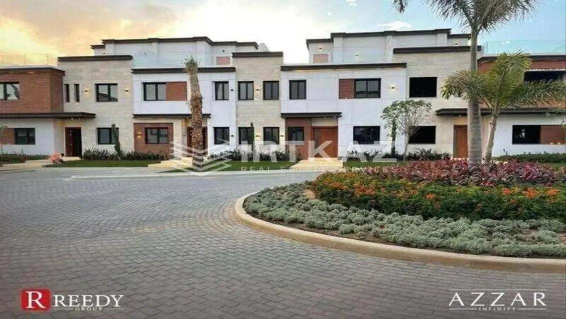 Resale Townhouse Corner RTM in Golden Square
