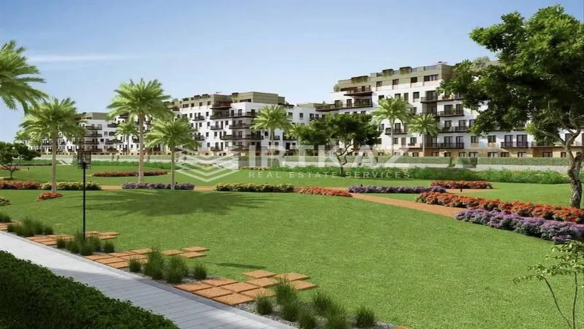 Triplex +roof Double view ready to move Best Price