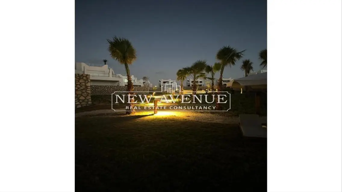 Luxury Apartment with 3 Bedrooms and Private Garden
