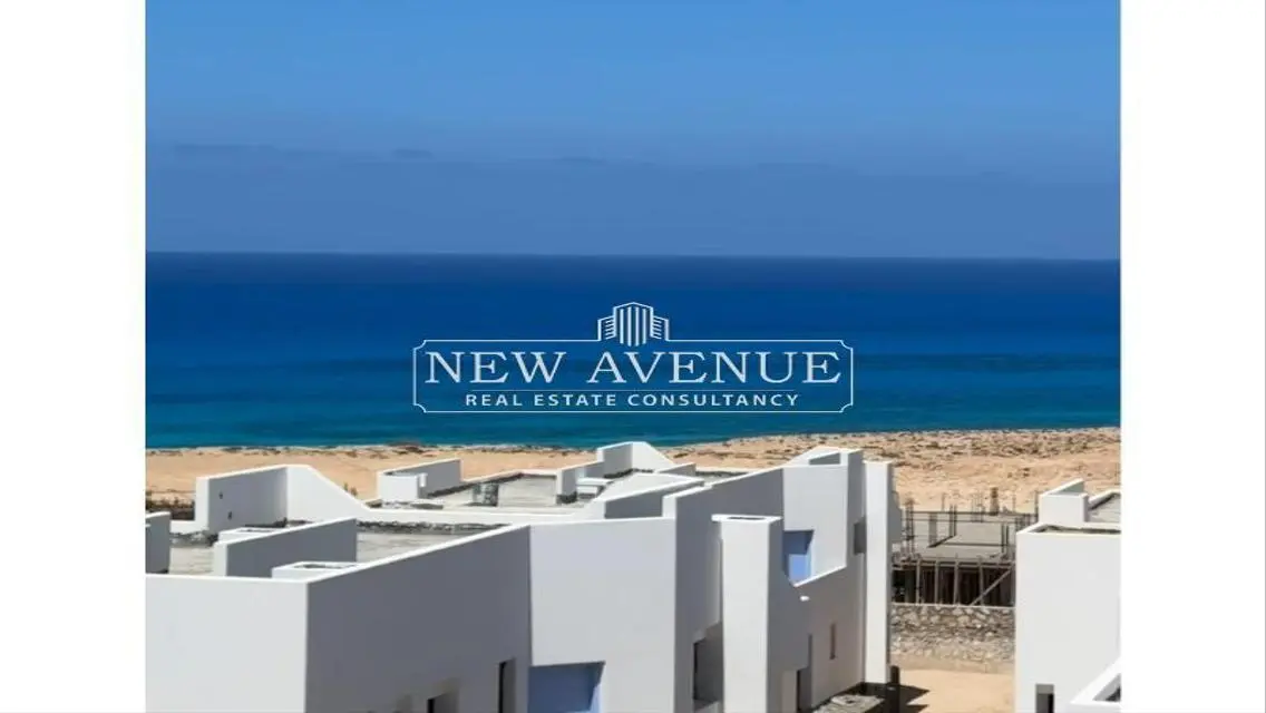 Luxury Apartment with 3 Bedrooms and Private Garden