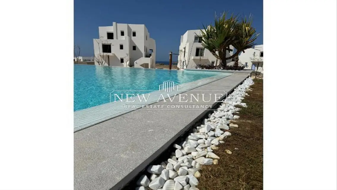 Luxury Apartment with 3 Bedrooms and Private Garden