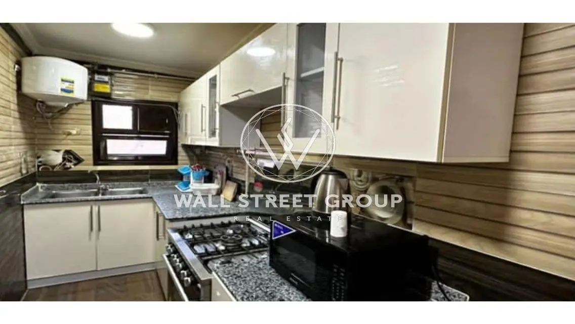 Apartment for sale 220m Next to Abbas Alakaad -