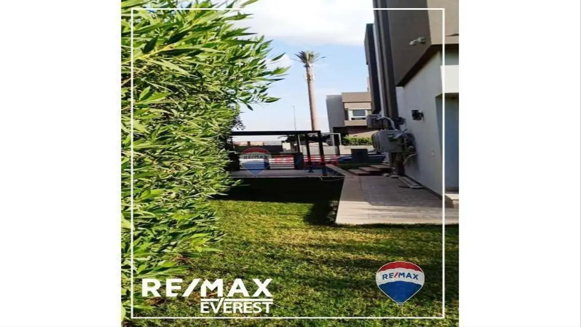 Luxury Twin house for rent in Etapa Compound