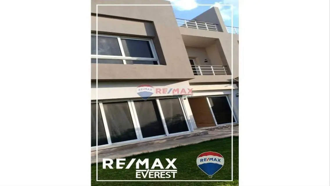 Luxury Twin house for rent in Etapa Compound