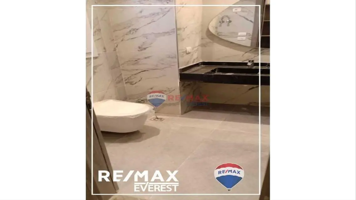 Luxury Twin house for rent in Etapa Compound
